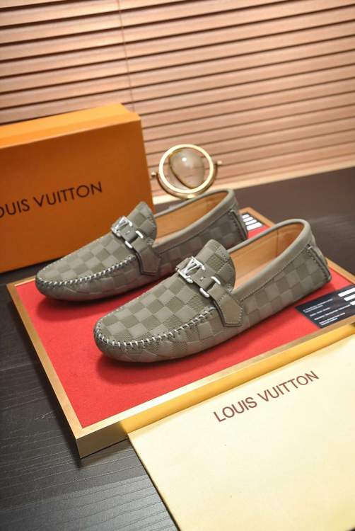 Picture of Louis Vuitton Shoes _SKULVsz38-44mnf0312811972